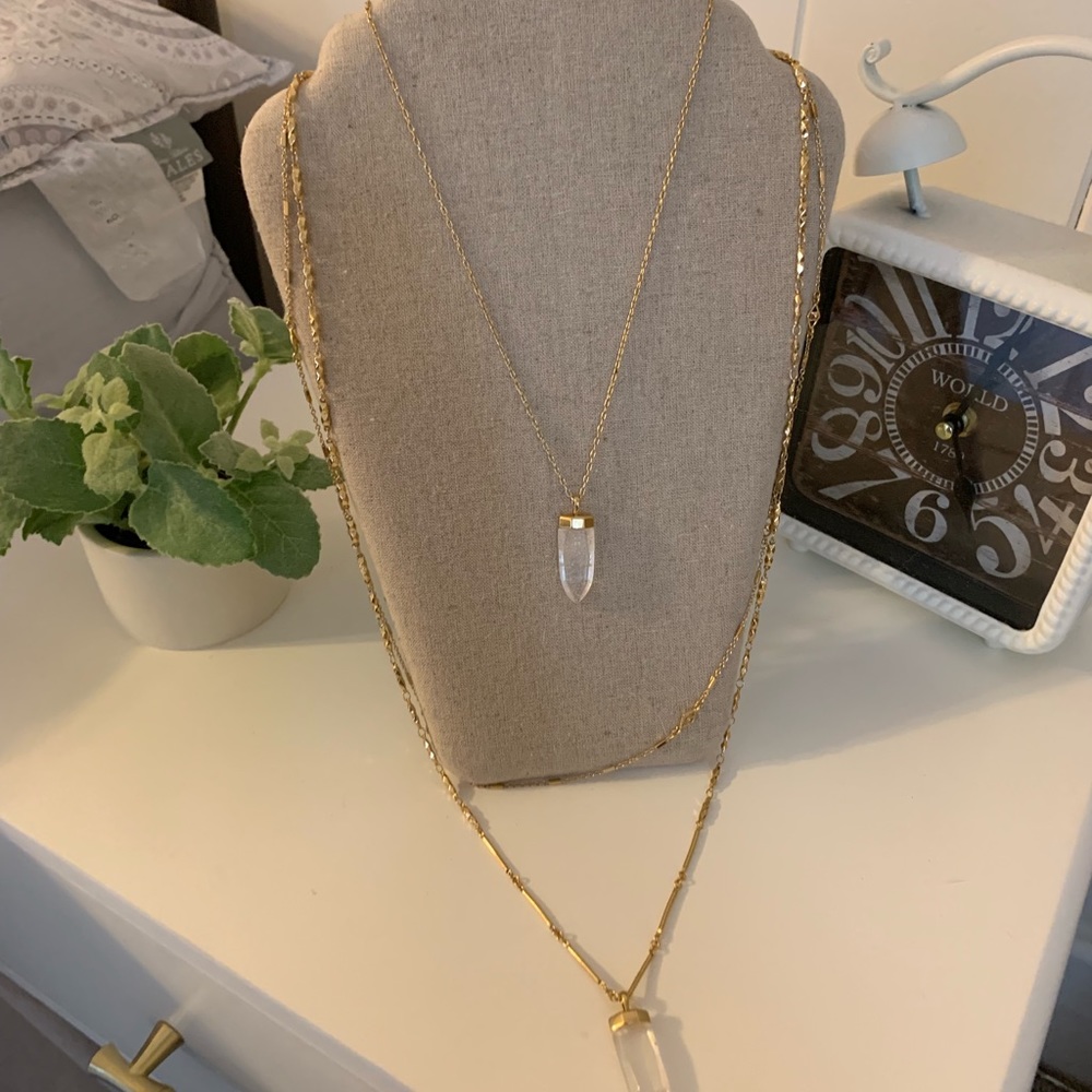 Layered pendant necklace